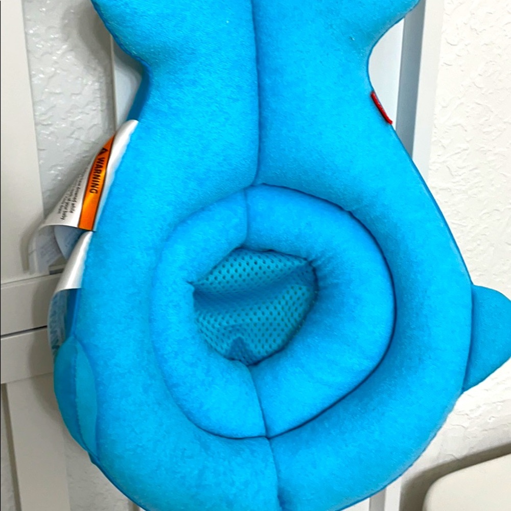 Skip-Hop Baby Bather, Blue Whale